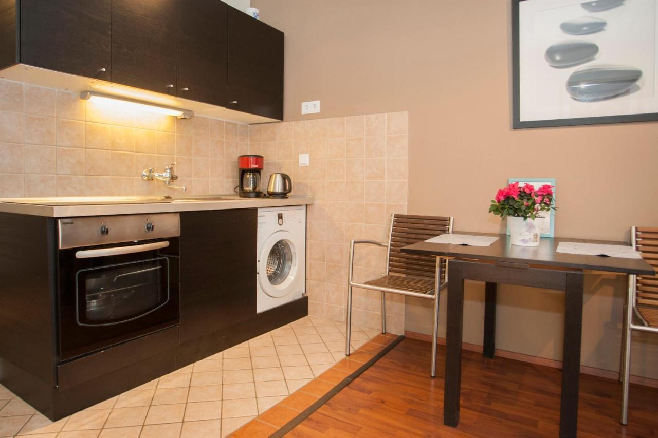 Gloria Apartment Budapest Esterno foto