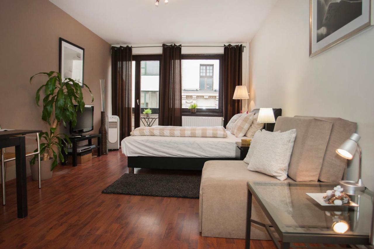 Gloria Apartment Budapest Esterno foto